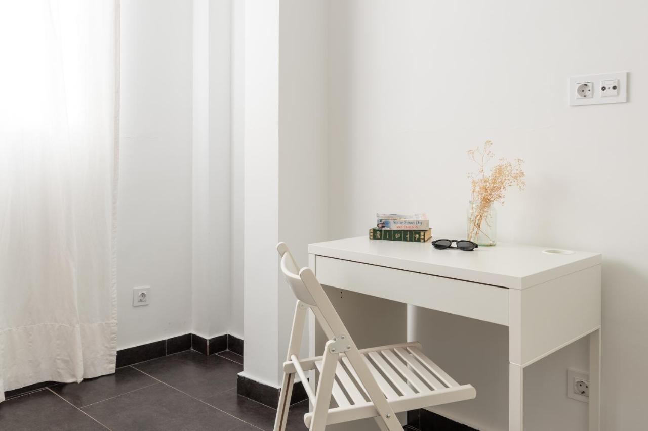 Fun Building Duplexes By Homeabout Малага Екстериор снимка